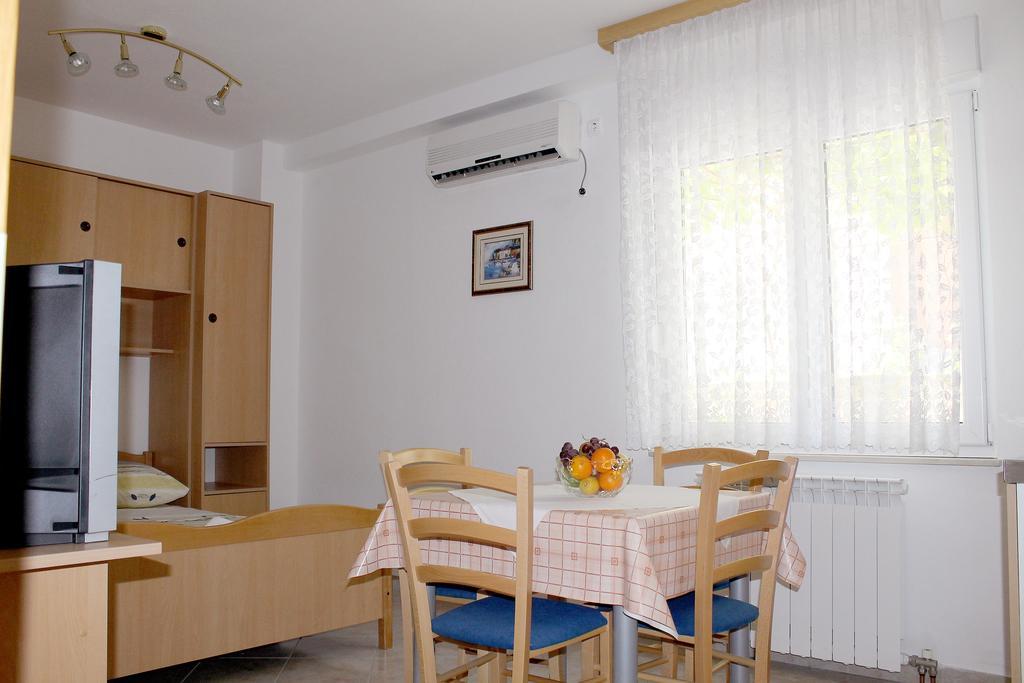 Villa Ferias Trogir Kamer foto
