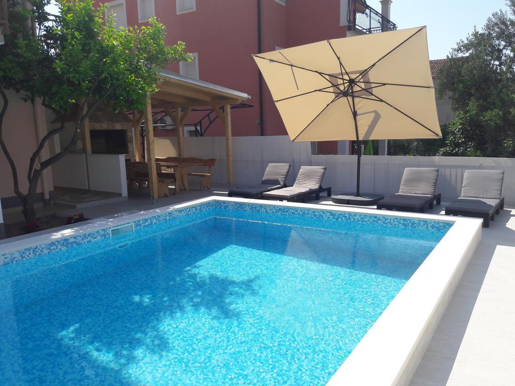 Villa Ferias Trogir Buitenkant foto